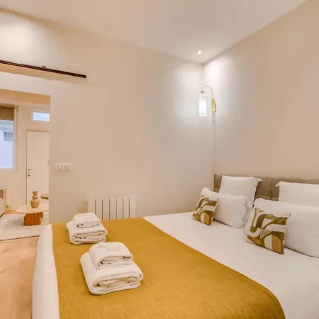 Pick A Flat's In Batignolles - Passage Cardinet Paris
